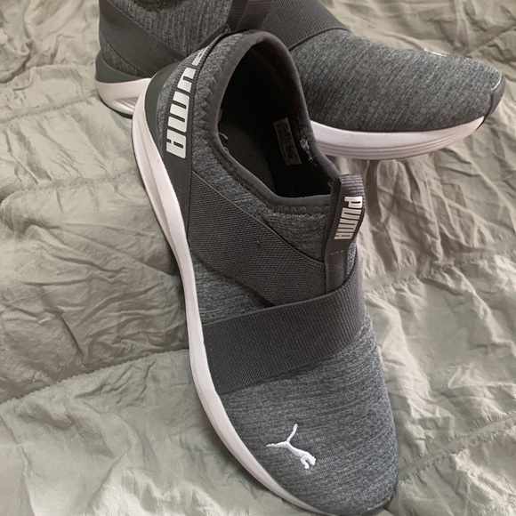 Womens puma prowl slip on sneakers/shoe size 8 EUC - Picture 2 of 12